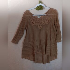 H.I.P 🎂women's top M